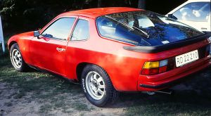 This is a 1976 Porsche 924. You can definitely see the VW design in it, right?