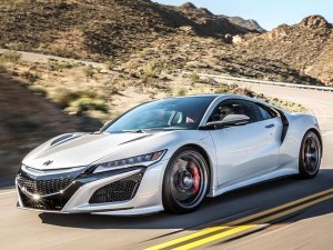 I have to admit, the 2017 Acura NSX is quite the looker!